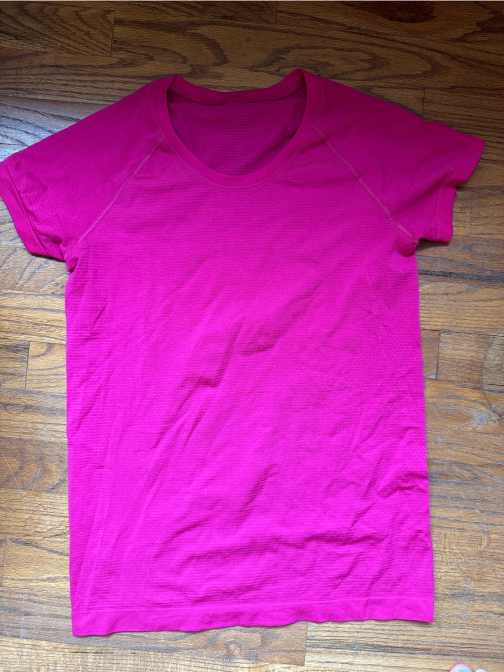 Lululemon seamless Hot Pink top